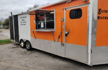 Two Brothers Smokin’ Oak Kitchen (Food Truck)