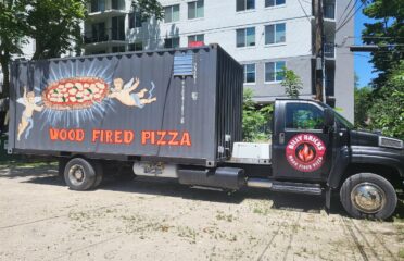 Nick’s Pizza Truck – Food Truck