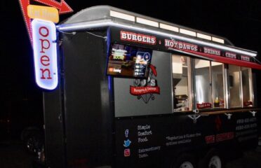 JJ’s Burgers & Dawgs Food Truck