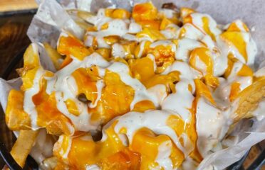 Ona-Tripp (Tripps Farmhouse Cafe food truck)